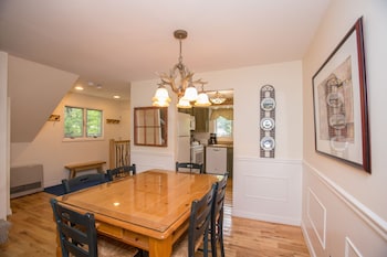 Two Bedroom Resort Home 462