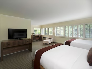 Premier 2 Queens
