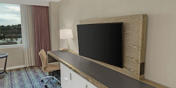 Room, 2 Double Beds, City View