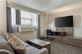 Suite, 2 Double Beds, Non Smoking, Kitchen (with Sofabed, Full Kitchen)