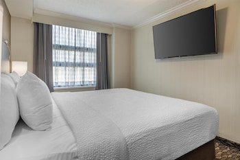 Suite, Multiple Beds, Non Smoking, Kitchen (Third bed is a Sofabed, Full Kitchen)