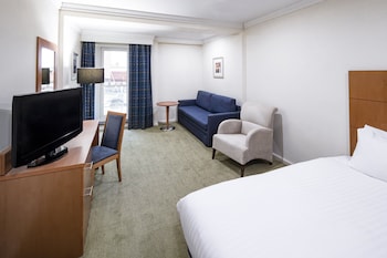 Standard Room, 1 Queen Bed, Accessible