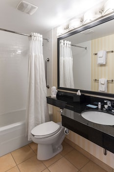 Deluxe Double Room, 2 Double Beds, Non Smoking