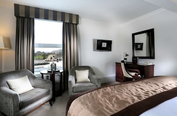 Superior Room, 1 King Bed