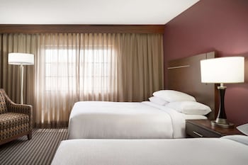 Suite, 2 Double Beds, Accessible, Bathtub (Mobility & Hearing)