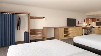 Studio, 2 Queen Beds, Accessible (Hearing)