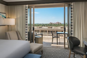 Deluxe Room, 2 Queen Beds