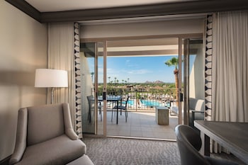 Suite, 1 Bedroom, Pool View