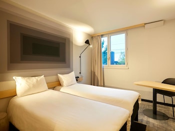 Standard Room, 2 Twin Beds