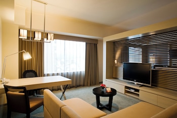 Premium Room, 2 Twin Beds (Minifridge)