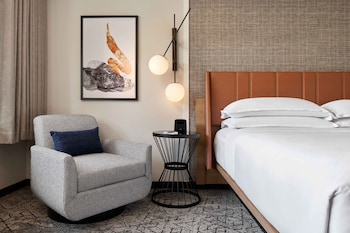 Traditional Room, 1 King Bed