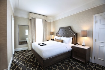 Fairmont Queen, Room, 1 Queen Bed, City View