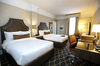 Deluxe Room, 2 Double Beds, City View