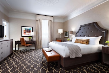Deluxe Room, 1 King Bed, City View
