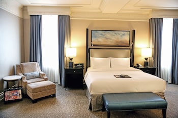 Fairmont Gold, Room, 1 Queen Bed