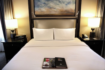Fairmont Gold, Room, 1 Queen Bed