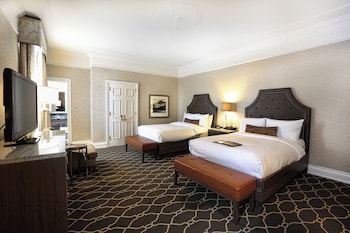 Deluxe Room, 2 Double Beds, City View