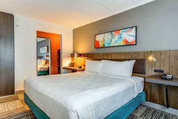 Room, 1 King Bed, Accessible