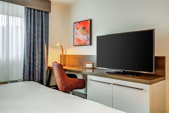 One King Bed, Accessible