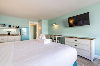 Junior Studio Suite, 1 King Bed, Kitchenette