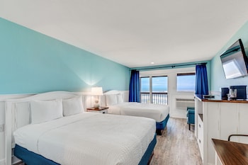 Superior Room, 2 Queen Beds, Ocean View, Beachside
