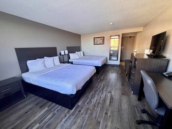 Room, 2 Queen Beds, Non Smoking