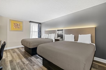 Standard Room, 2 Queen Beds, Non Smoking