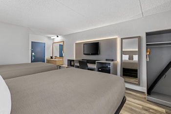 Standard Room, 2 Queen Beds, Non Smoking