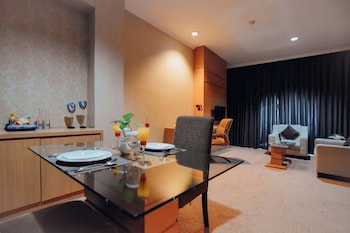 Deluxe Suite King Non Smoking