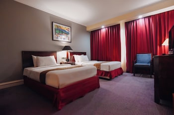 Business Suite Historical Twin