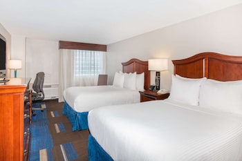 Deluxe Room, 2 Double Beds, Non Smoking