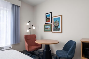 Room, 2 Queen Beds, Non Smoking