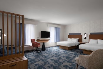Suite, 2 Queen Beds, Non Smoking