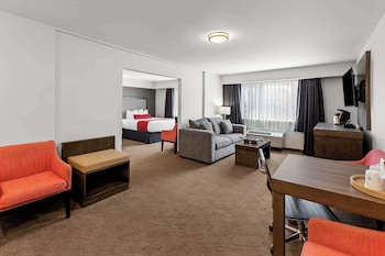 Family Room, 2 Queen Beds, Non Smoking