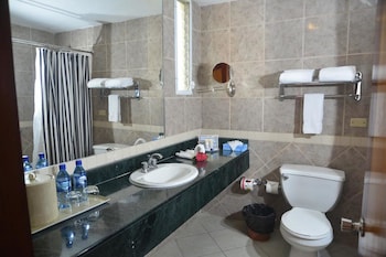 Room, 2 Queen Beds, Non Smoking, Ocean View