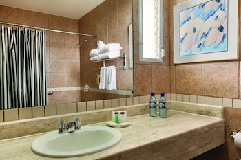 Deluxe Suite, 1 King Bed, Non Smoking (Junior)