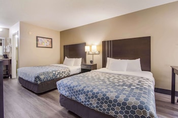 Standard Room, 2 Queen Beds, Smoking