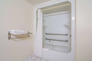 Room, 1 Queen Bed, Accessible, Smoking