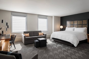 Studio, 1 King Bed
