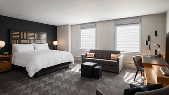 Studio, 1 King Bed