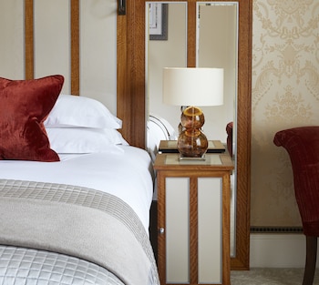 Classic Room (For One)