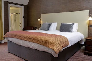 Deluxe Triple Room, Ensuite, City View (3 singles or 1Dbl + 1Sgl)