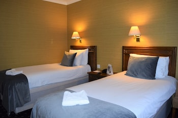 Classic Twin Room, Ensuite, Garden View