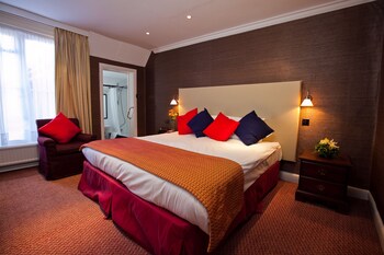 Standard Double Room, Ensuite, City View