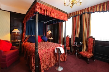 Superior Double Room, Ensuite, City View (Victoria Room 4 Poster)
