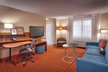Suite, 1 Bedroom, Hearing Accessible (Accessible Bathtub & Roll-in Shower)