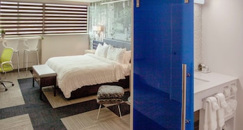Standard Room, 1 King Bed, Non Smoking, City View