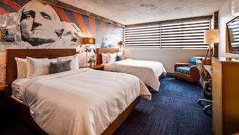 Standard Room, 2 Queen Beds, Non Smoking, Refrigerator