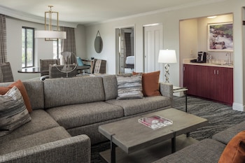 Executive Suite, 1 Double Bed, Corner