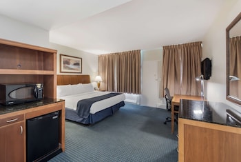 Room, 1 King Bed, Non Smoking